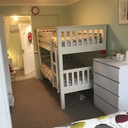 Apps B&B Poole Εξωτερικό φωτογραφία
